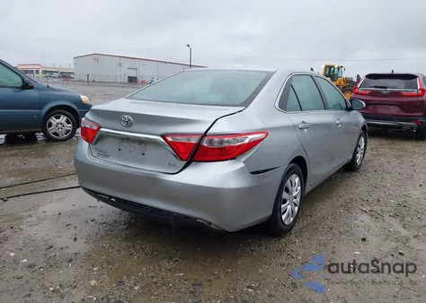 2016 Toyota Camry Le z USA, uszkodzony, nr VIN 4T4BF1FK2GR568941